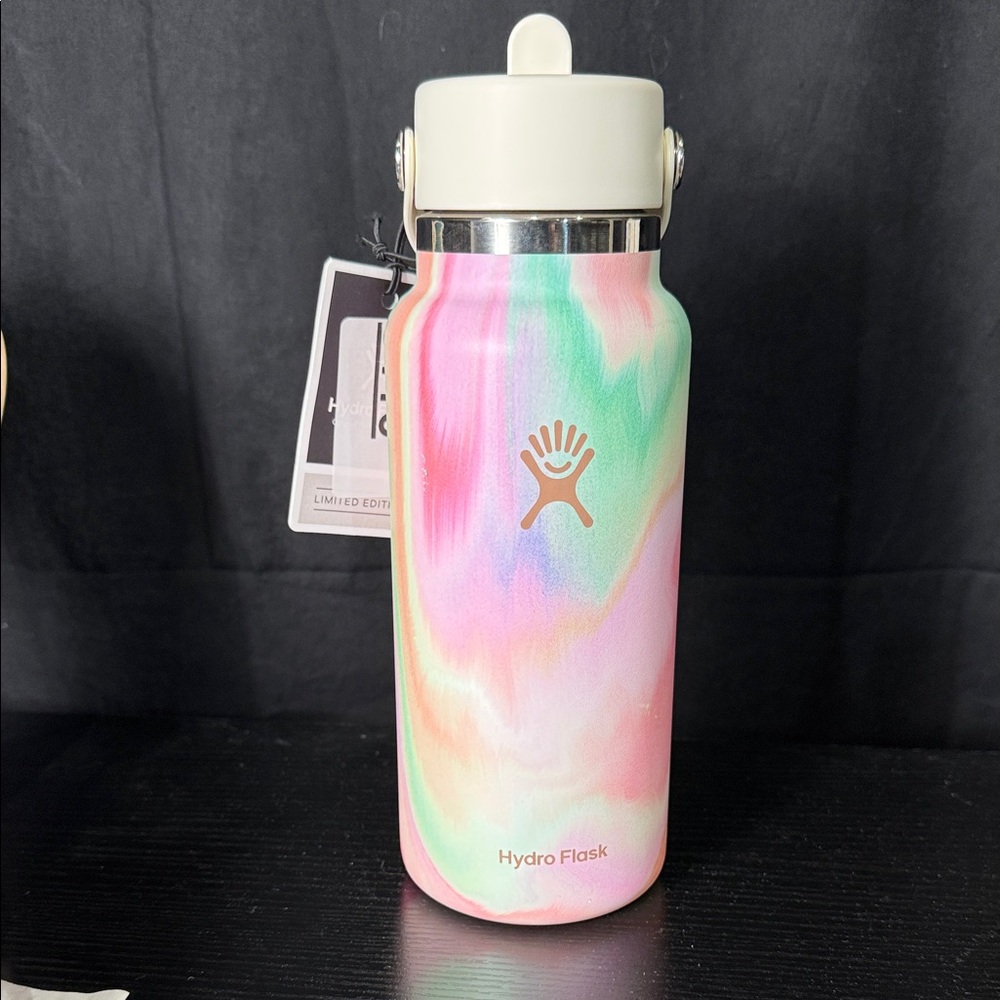 HTF Limited Edition Hydro Flask,  32 oz